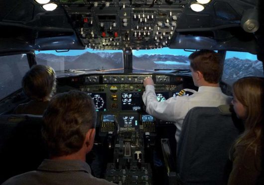 Kindergeburtstag im Flugsimulator feiern